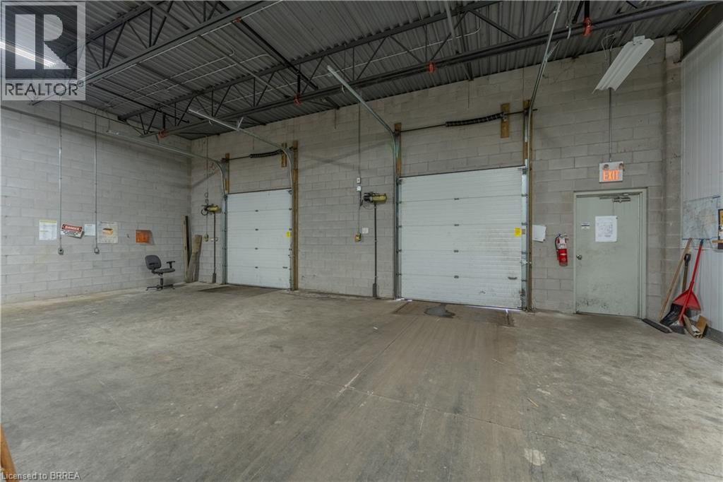 115 SCOTT Avenue Unit# C, Paris — photo 2