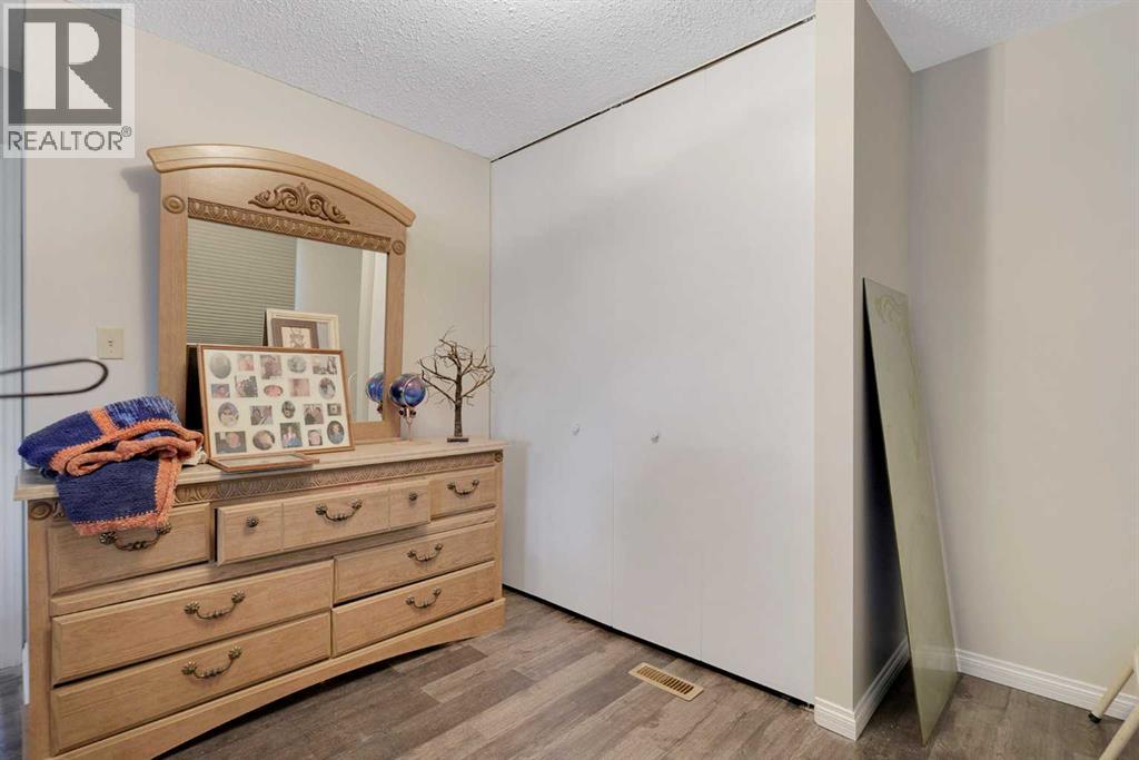 5009 & 5011 Shull Street — photo 11