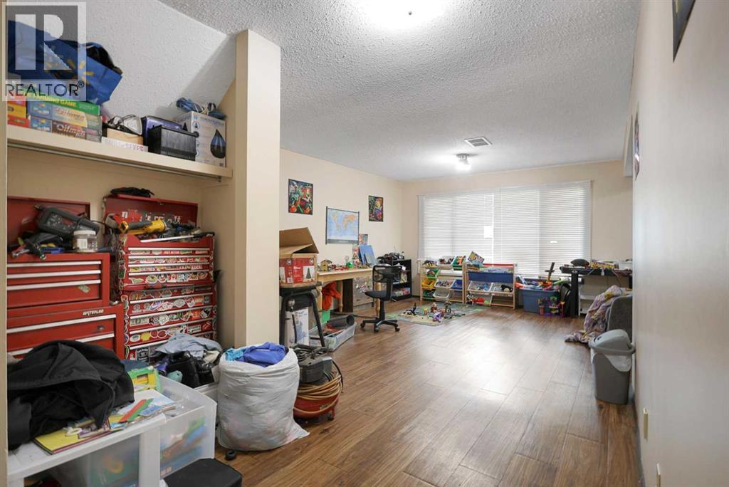 5009 & 5011 Shull Street — photo 36