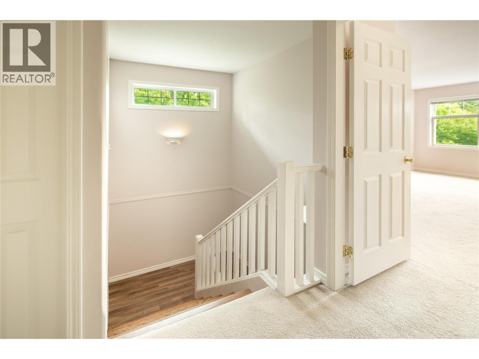 101 3825 GLEN CANYON Drive, West Kelowna