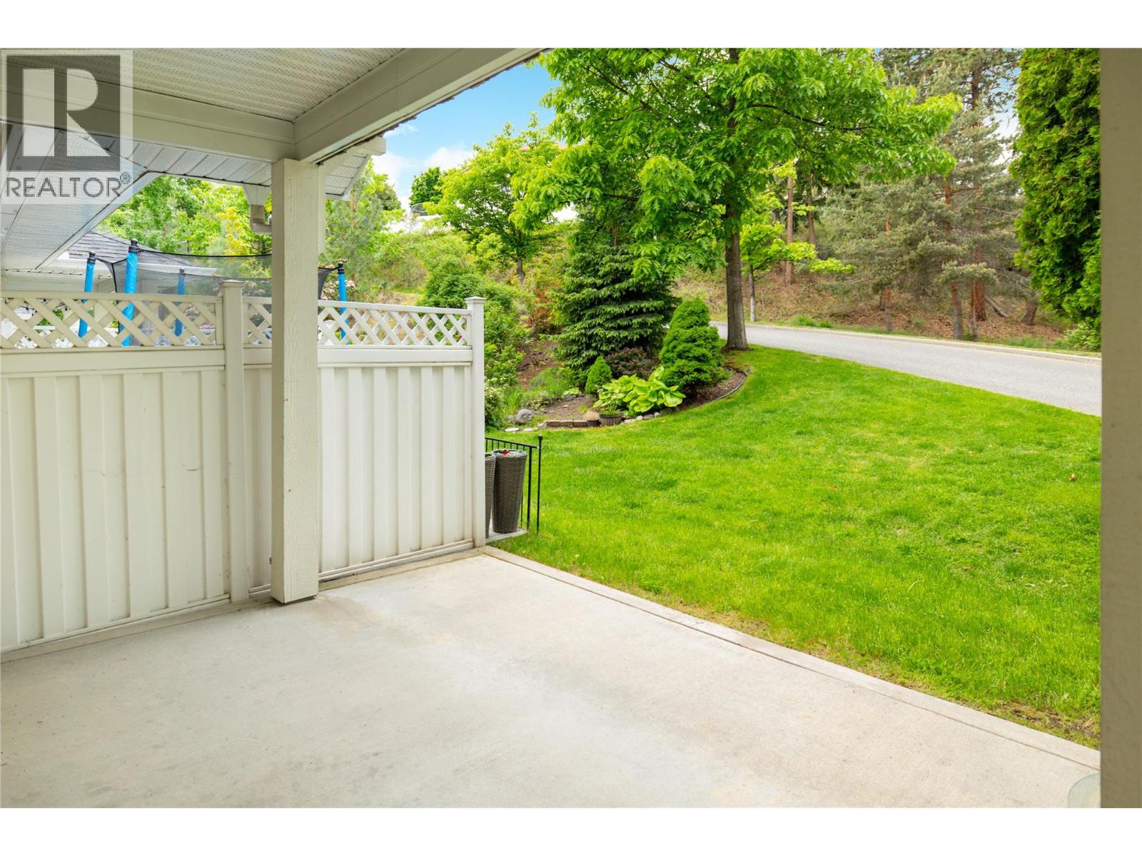#101 3825 GLEN CANYON Drive - 10