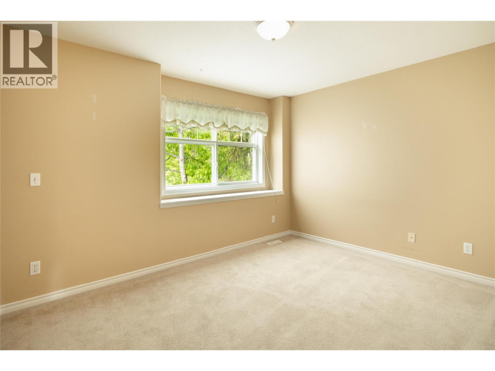 101 3825 GLEN CANYON Drive, West Kelowna