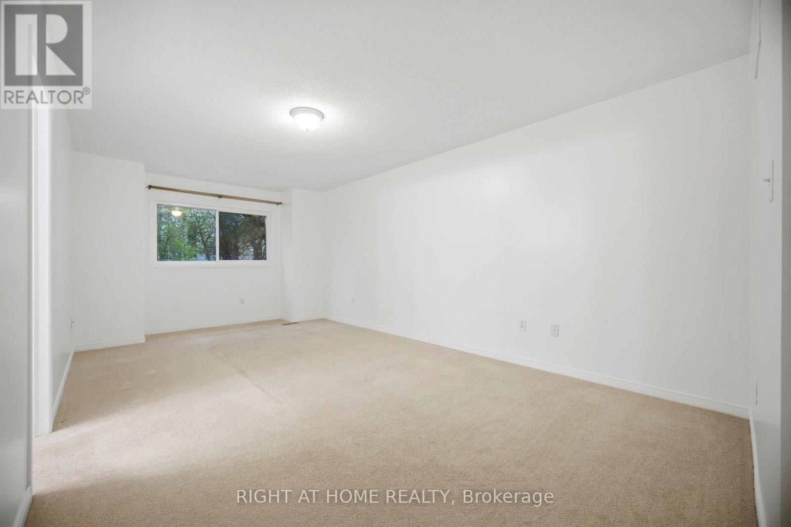 #20 110 HIGHLAND ROAD E - 21