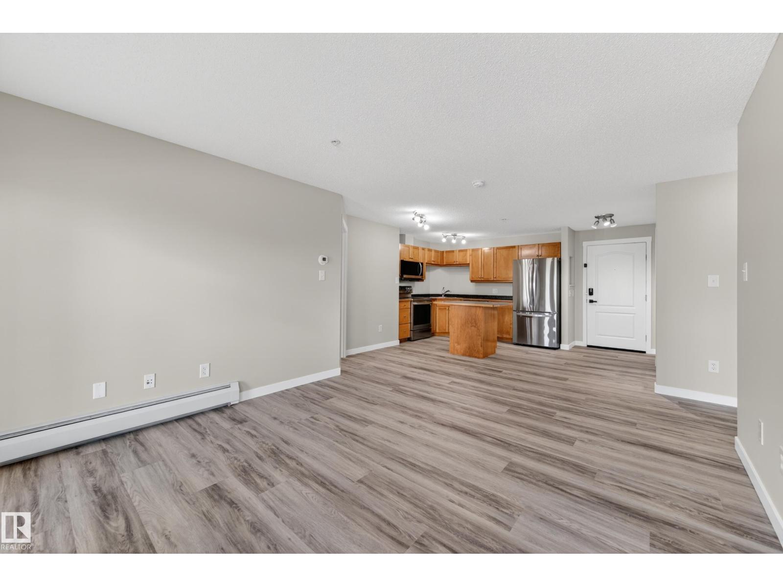 #212 5340 199 ST NW - 25