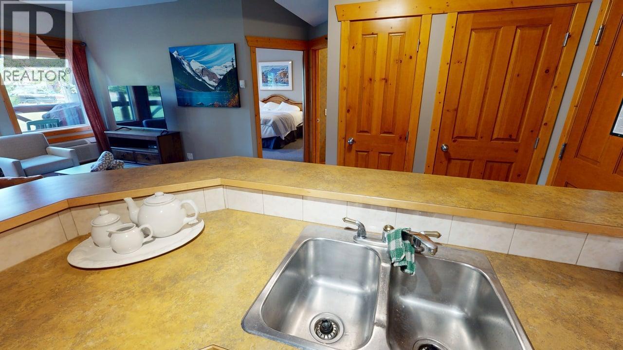 5350 Highline Drive Unit# 2108B, Fernie