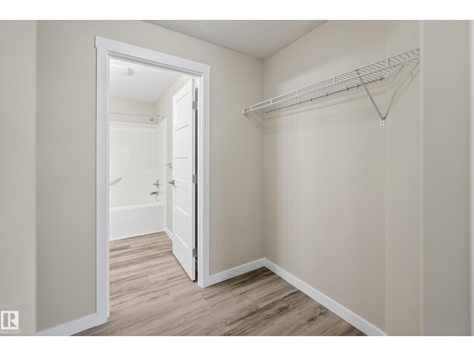 #212 5340 199 ST NW - 34