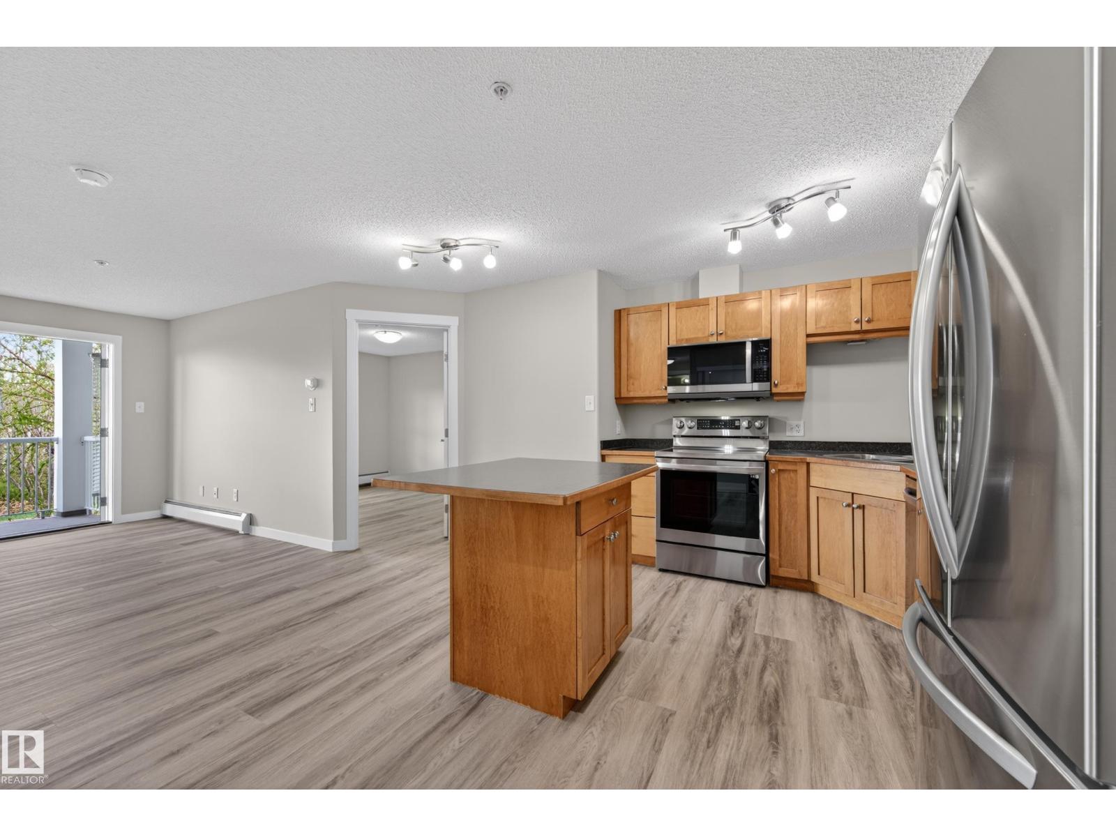 #212 5340 199 ST NW - 8
