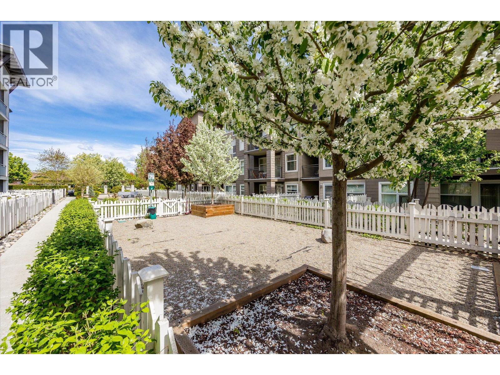 539 Yates Road Unit# 215, Kelowna