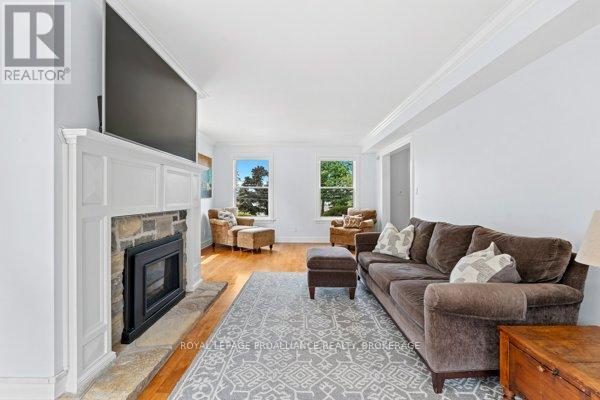 254 MAIN STREET - 8