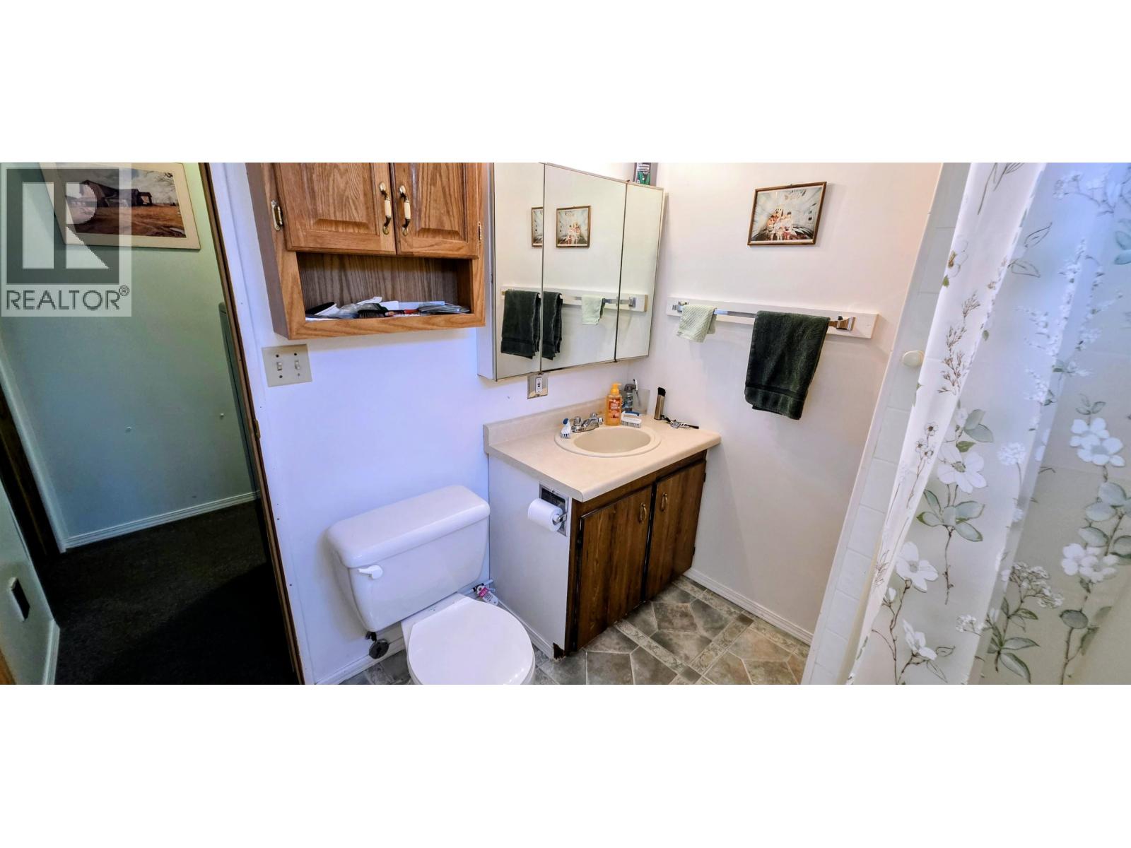 9144 N KELLY ROAD - 22
