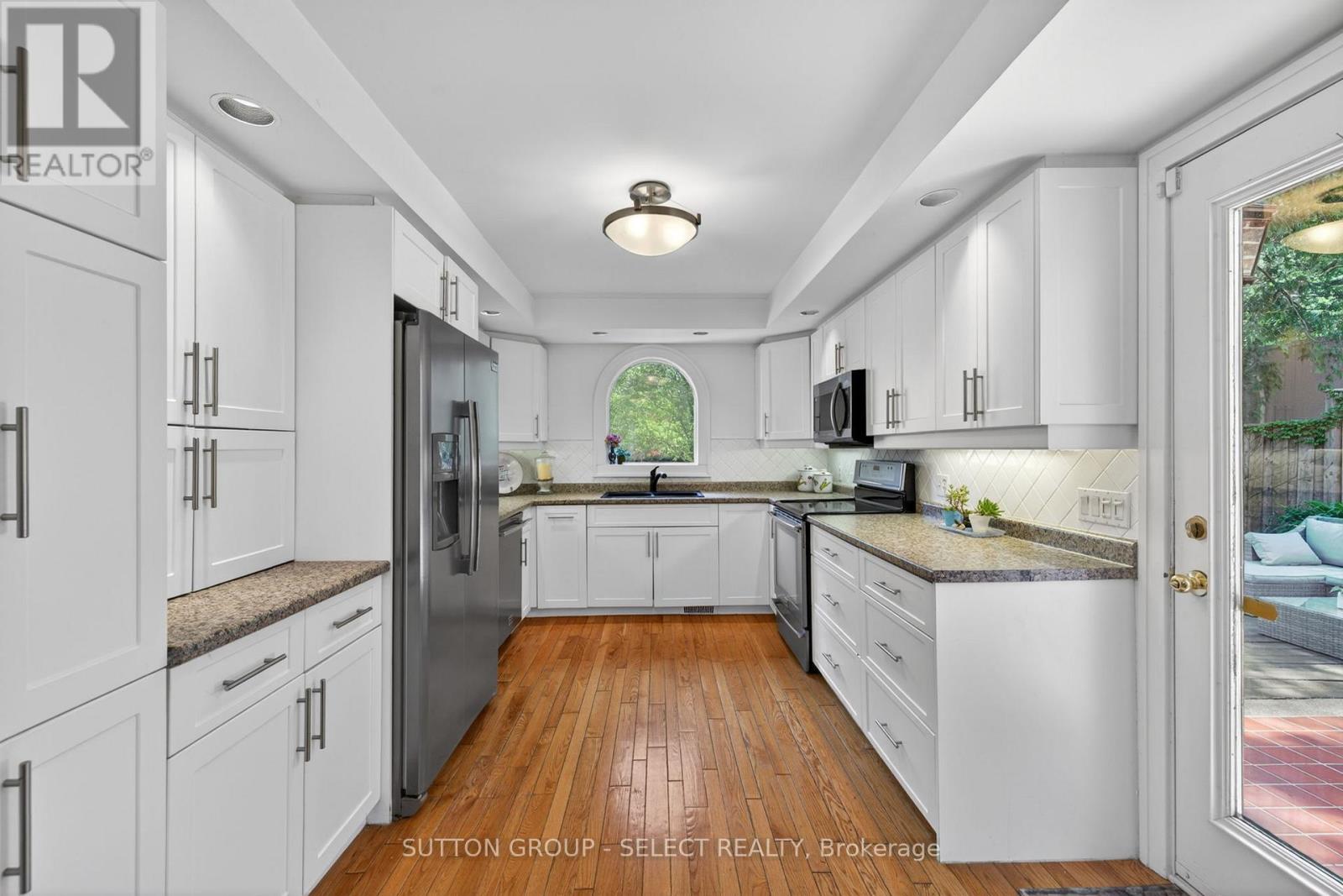 439 REGENT STREET - 11