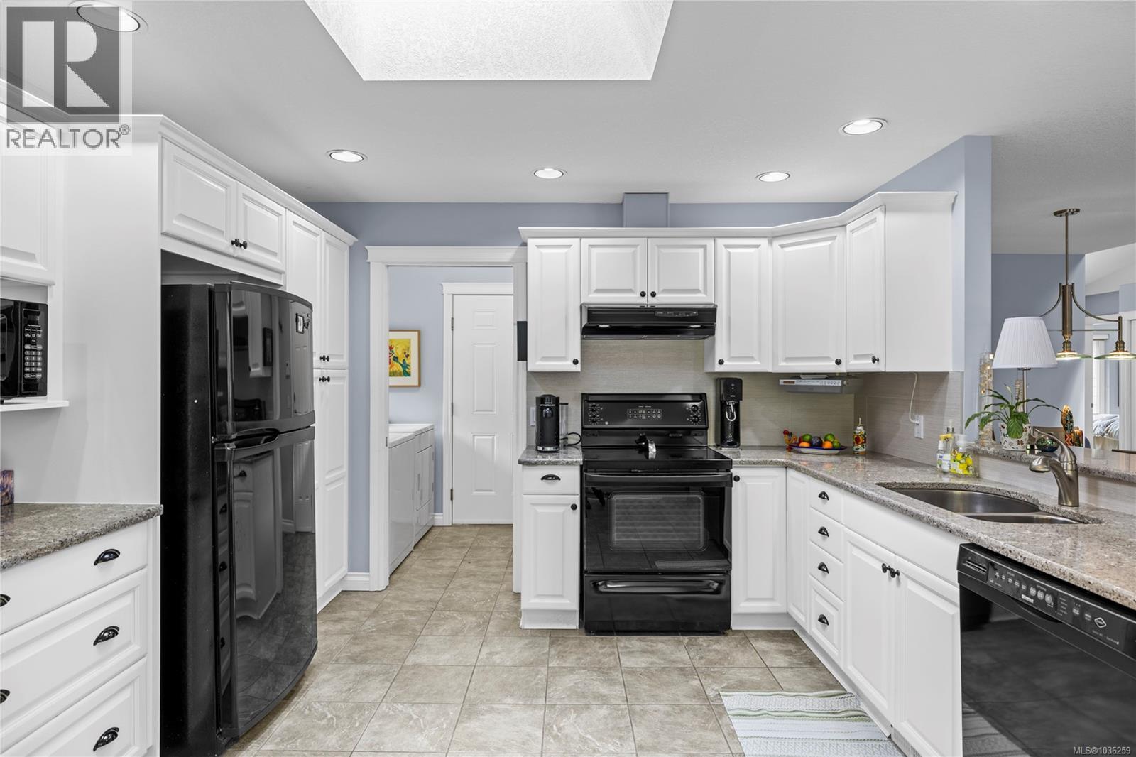 2462 Andover Rd - 3