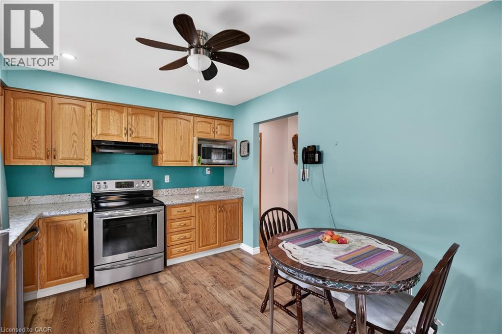 328 MACCRAE Drive, Caledonia, Ontario, N3W1K6 — Photo 3