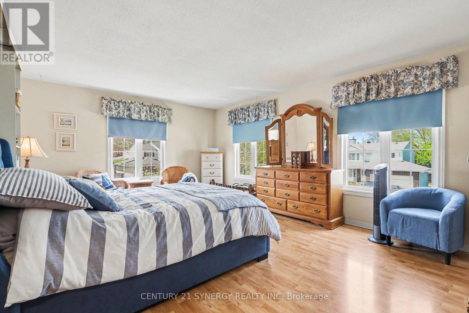 277 MCEACHERN CRESCENT - 18