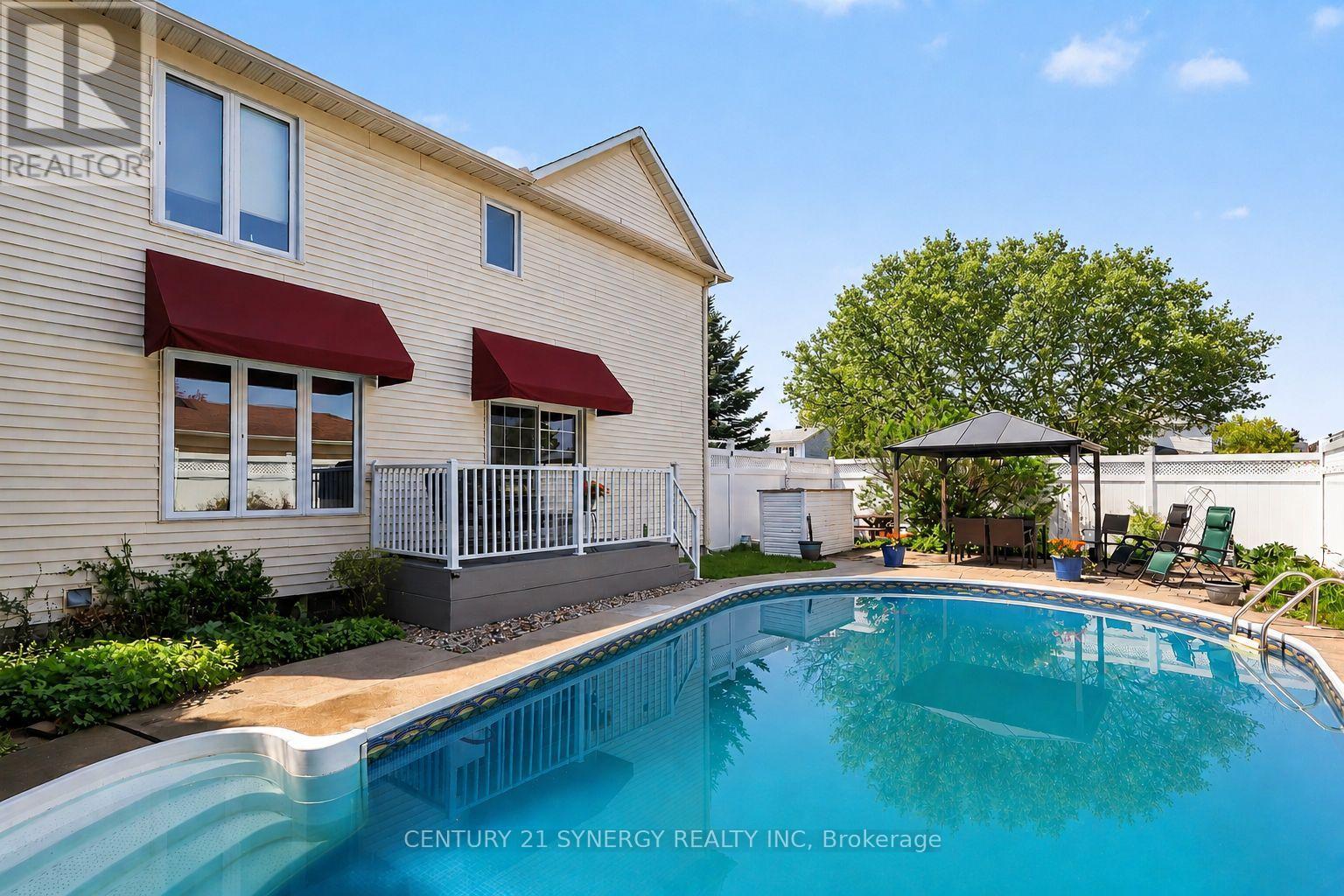 277 MCEACHERN CRESCENT - 27