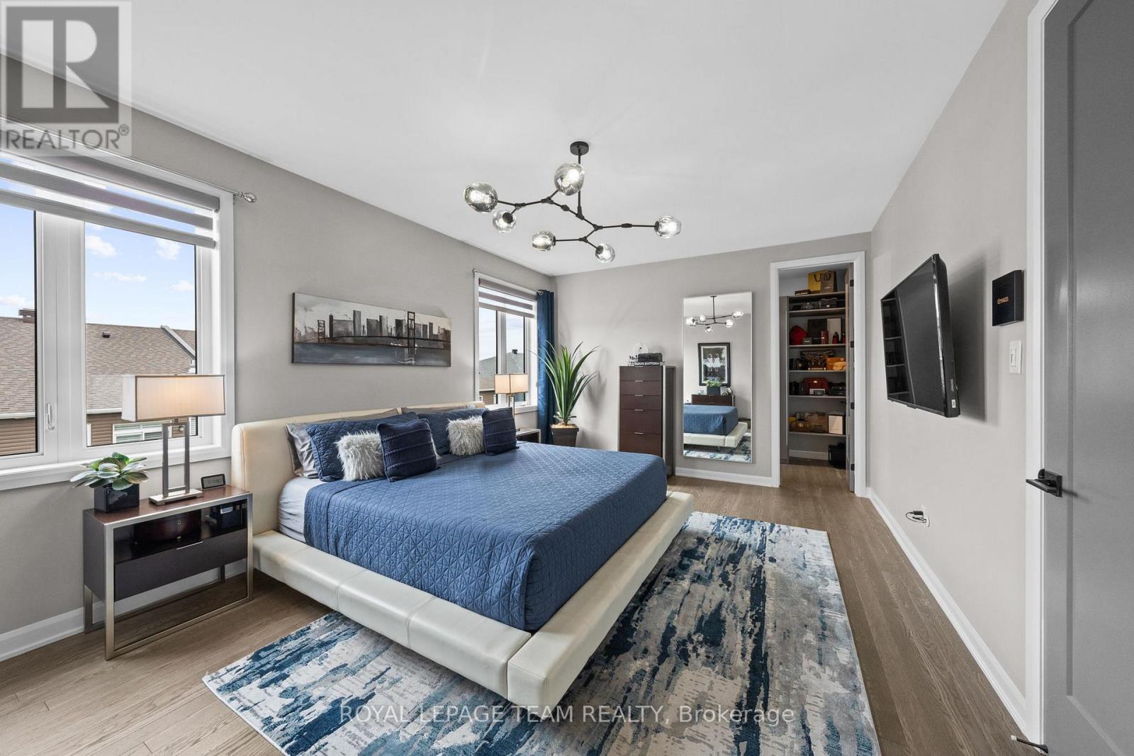 63 YACHT TERRACE - 22