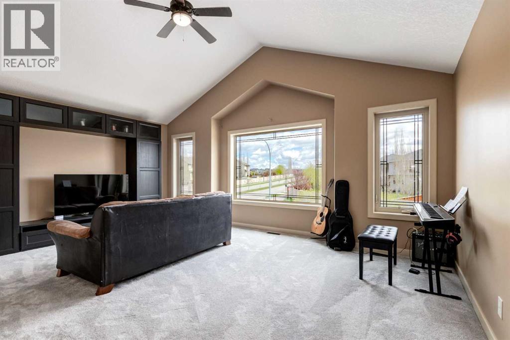 7 Sunset Way, Cochrane