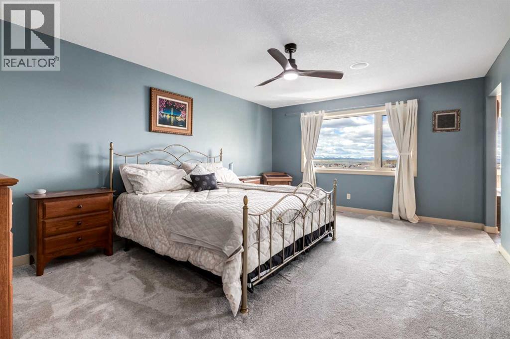 7 Sunset Way, Cochrane