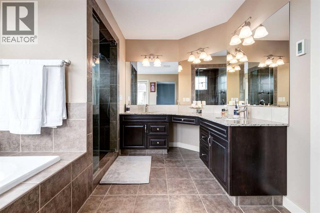 7 Sunset Way, Cochrane