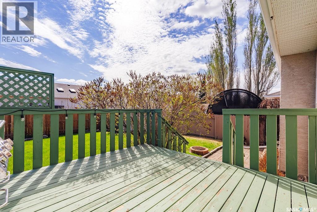 671 Fairbrother PLACE - 36