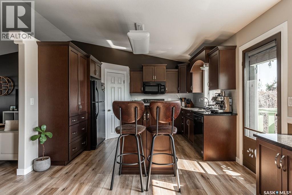 671 Fairbrother PLACE - 16