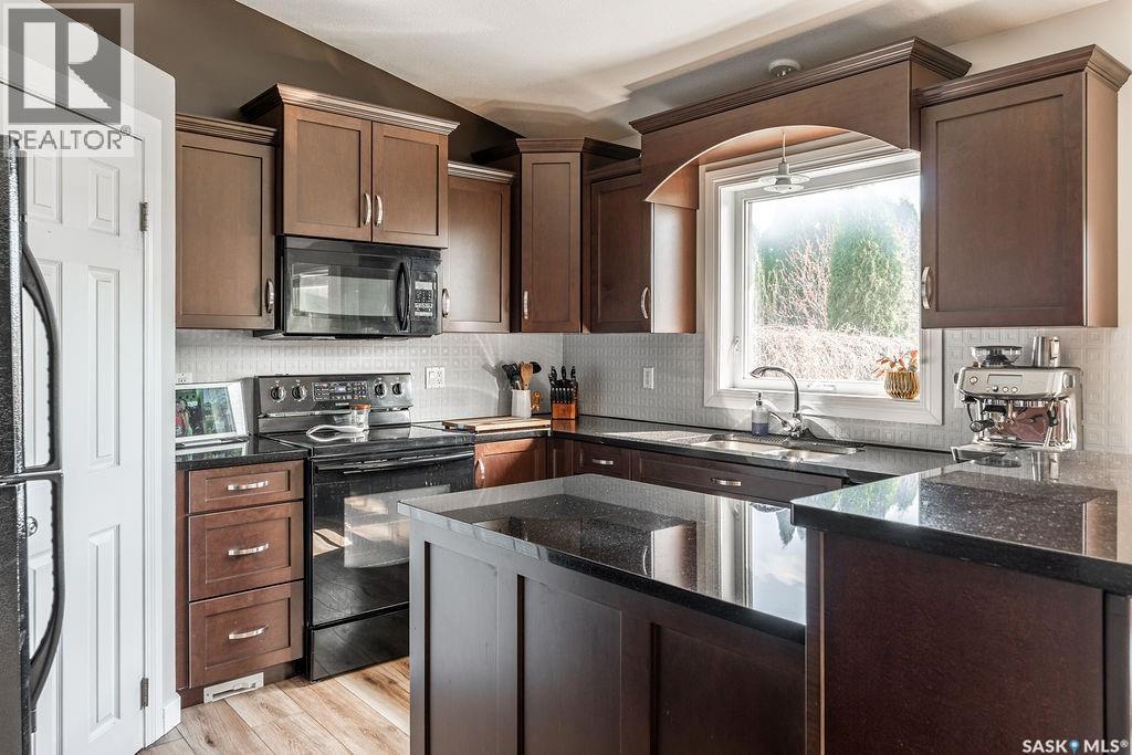 671 Fairbrother PLACE - 17