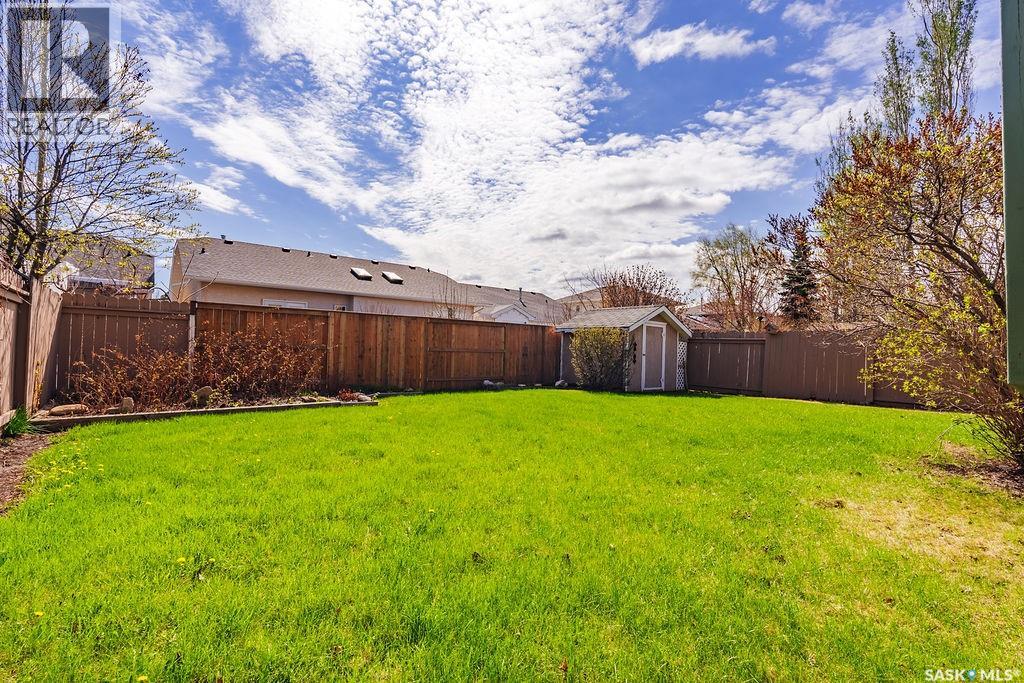 671 Fairbrother PLACE - 40