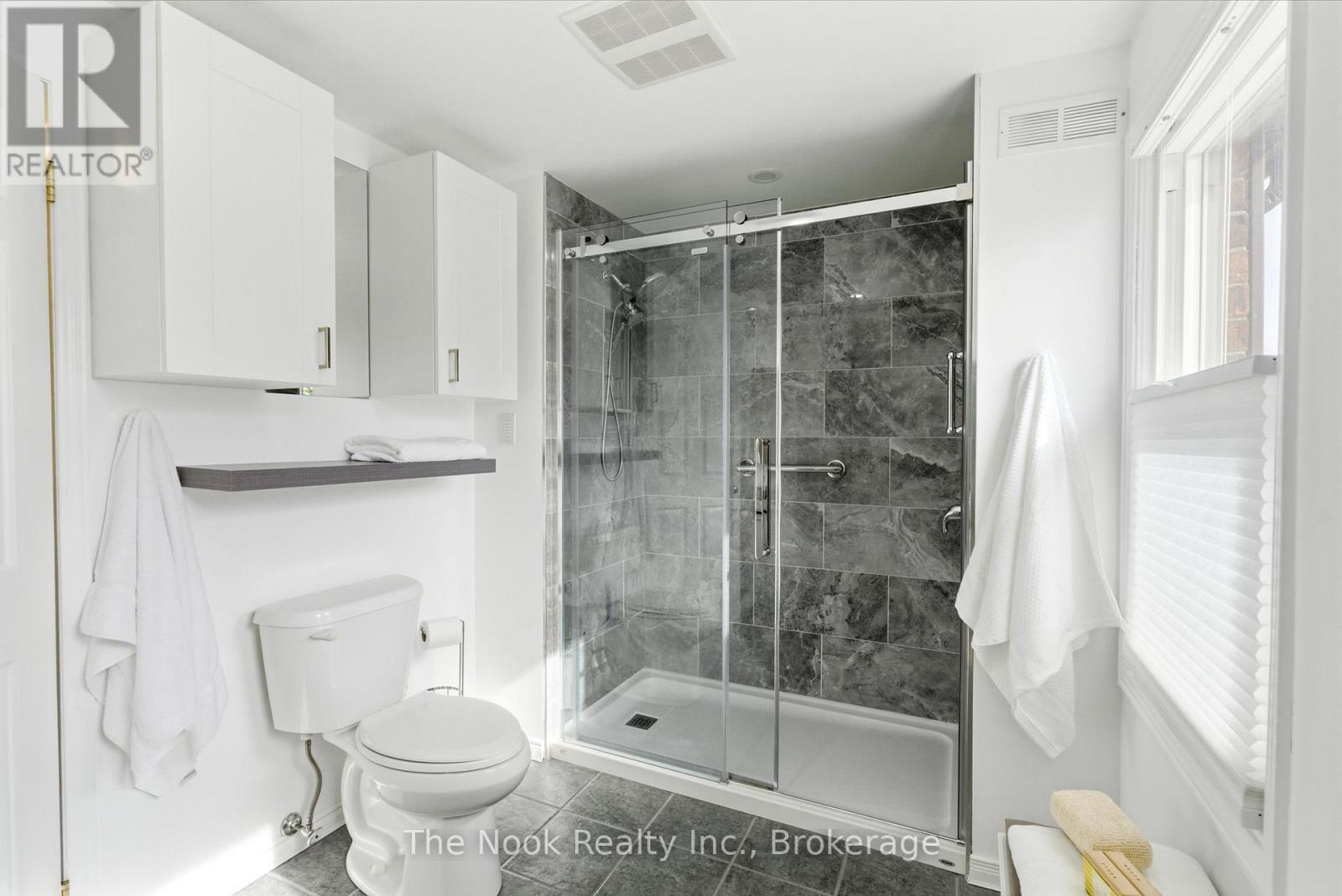 715 ANDERSON STREET - 33