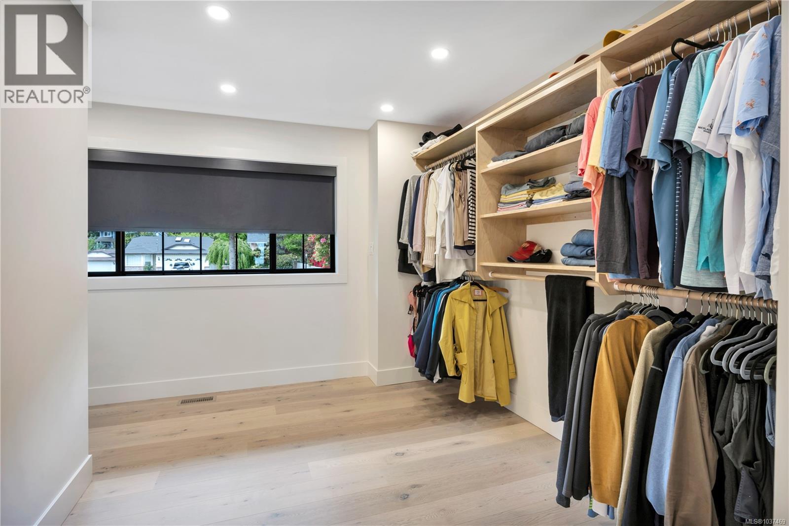 299 Gill Rd - 29
