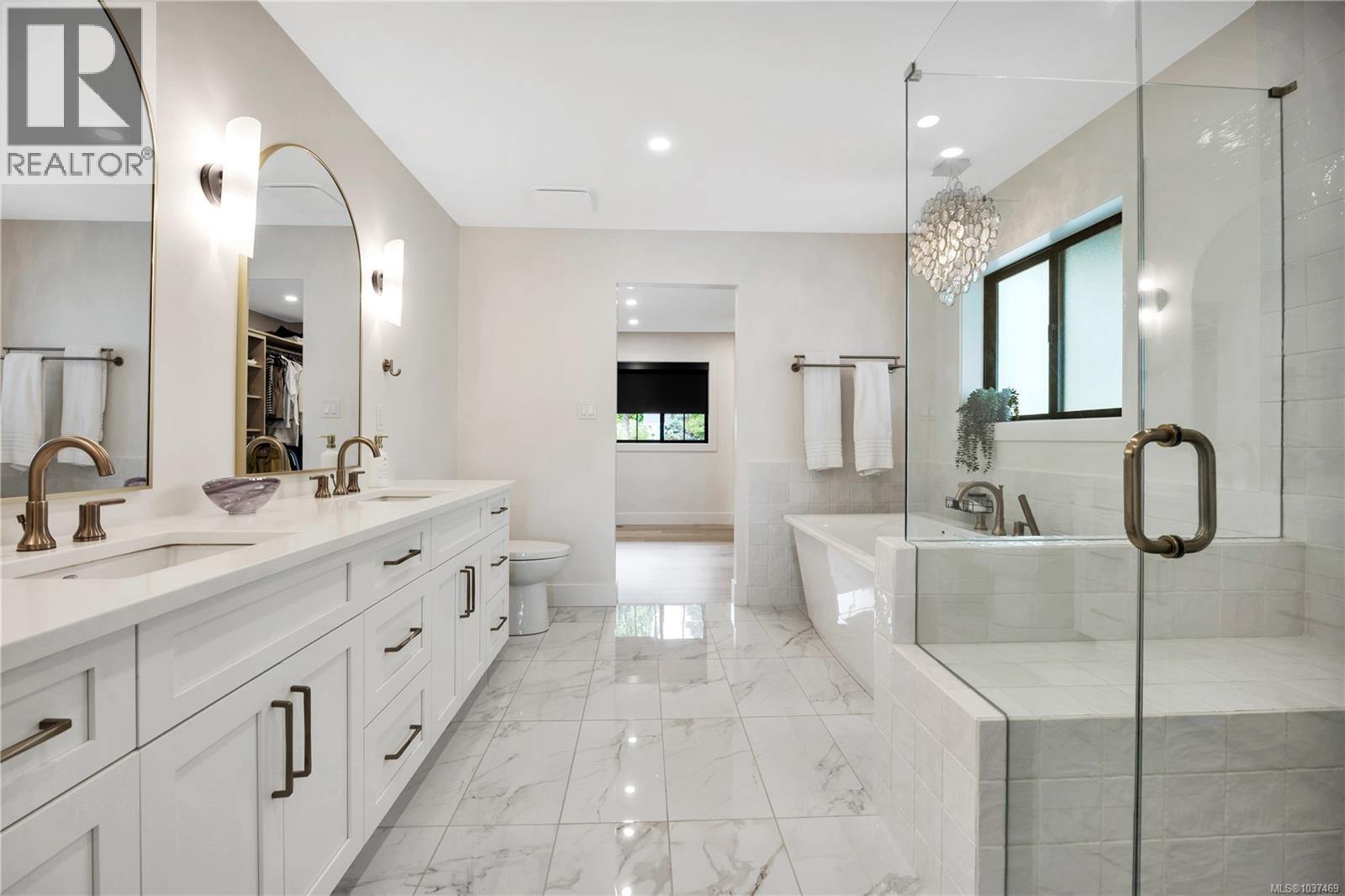 299 Gill Rd - 32