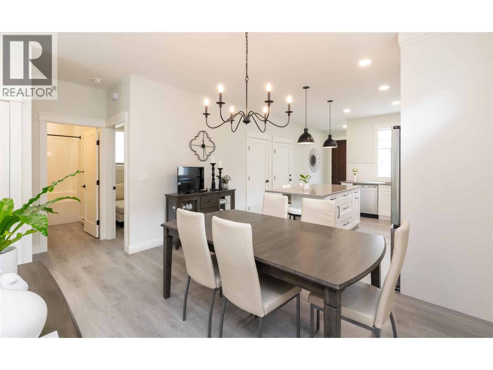  2334 6 Avenue Southeast, Salmon Arm