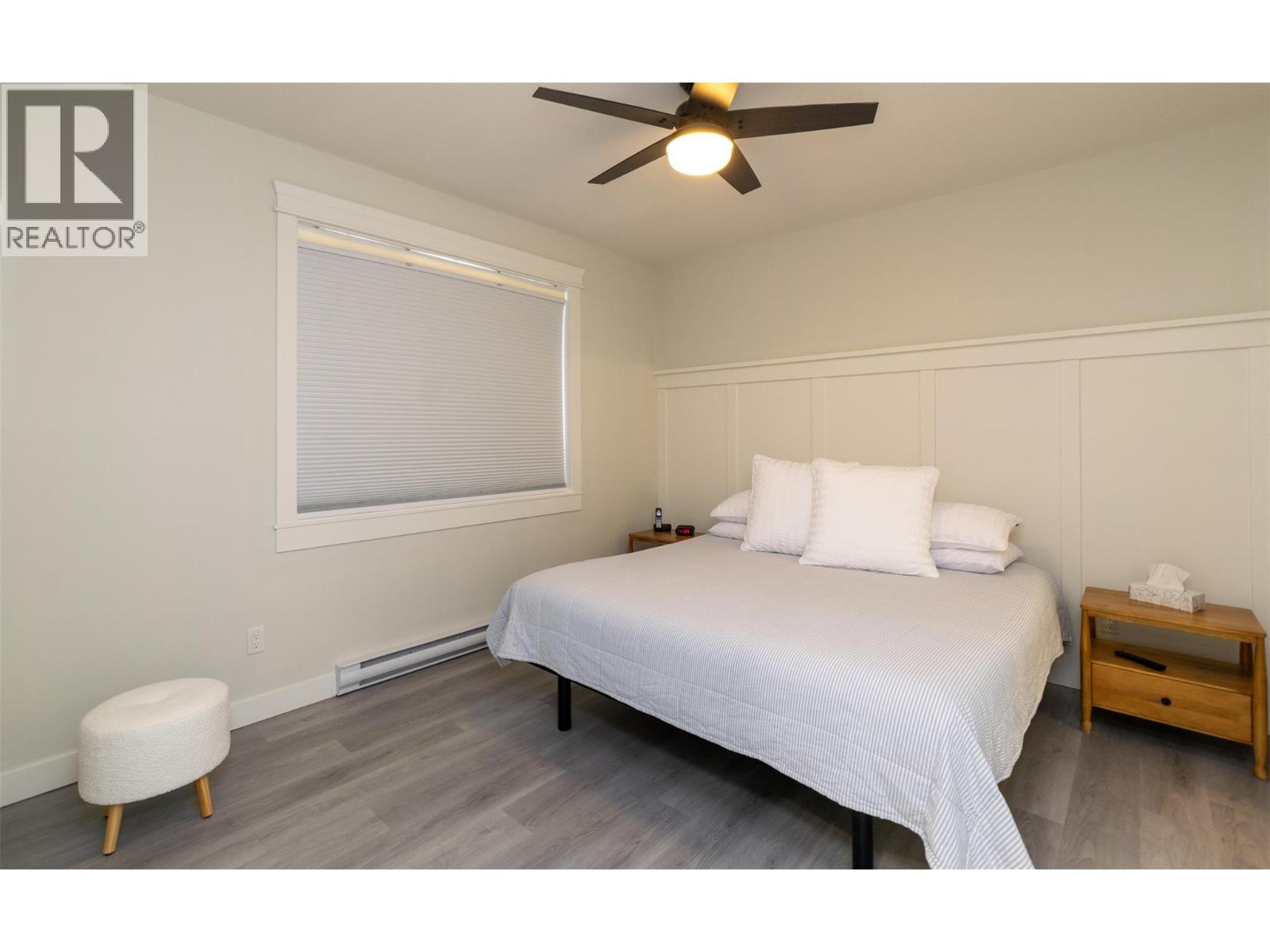 2334 6 Avenue SE - 18