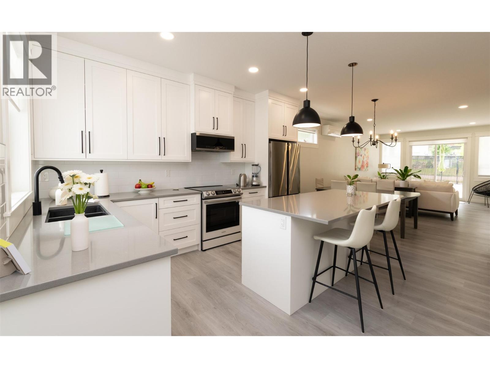  2334 6 Avenue Southeast, Salmon Arm