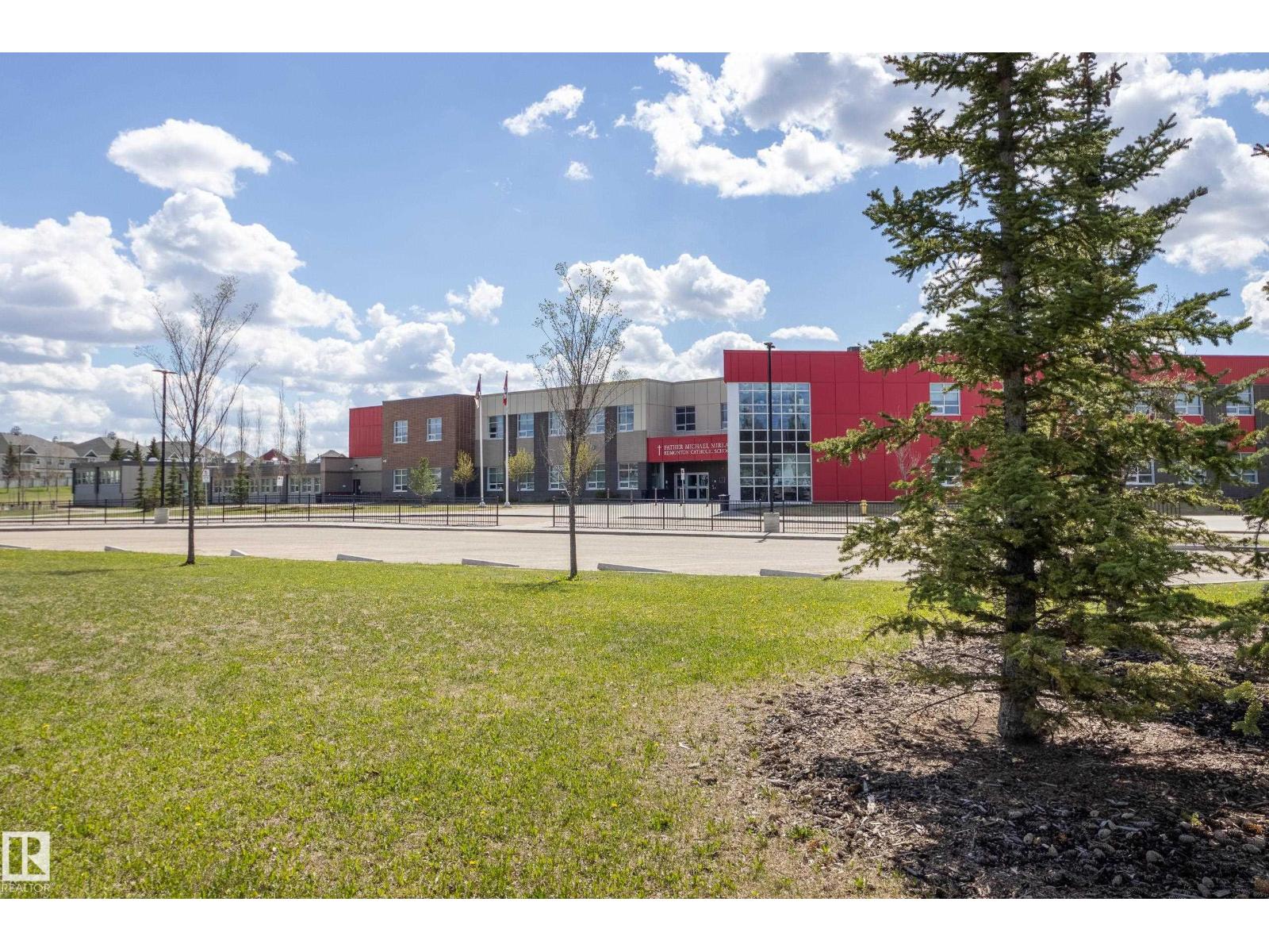 3005 SPENCE WD SW - 52