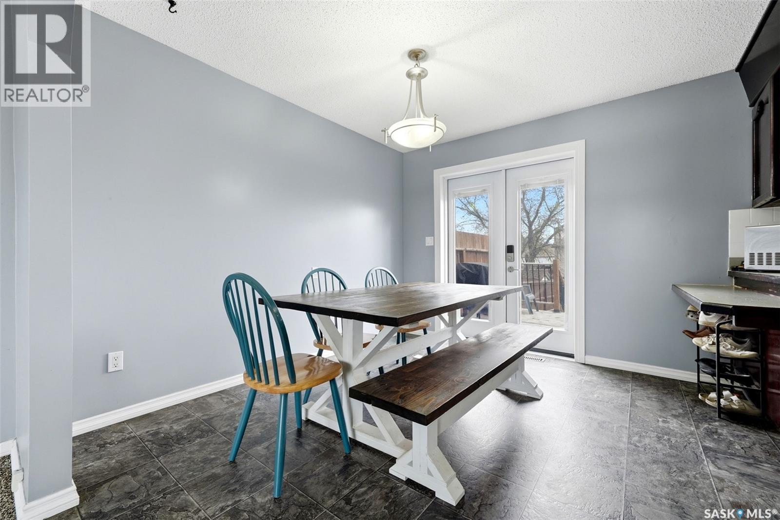 862 Worobetz CRESCENT N - 7