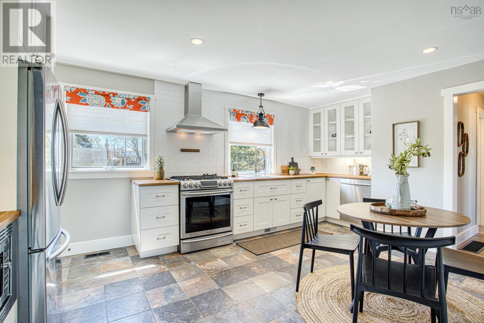 Property 33 of 42 of 142 Frederick Avenue