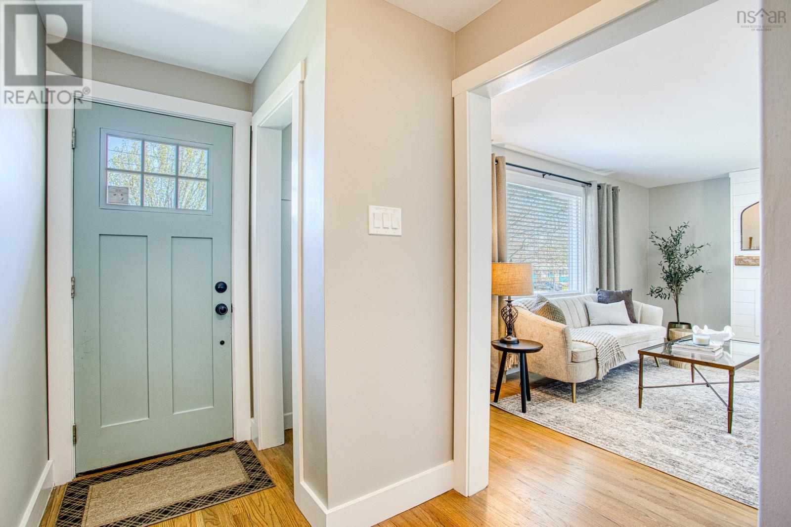 Property 7 of 42 of 142 Frederick Avenue