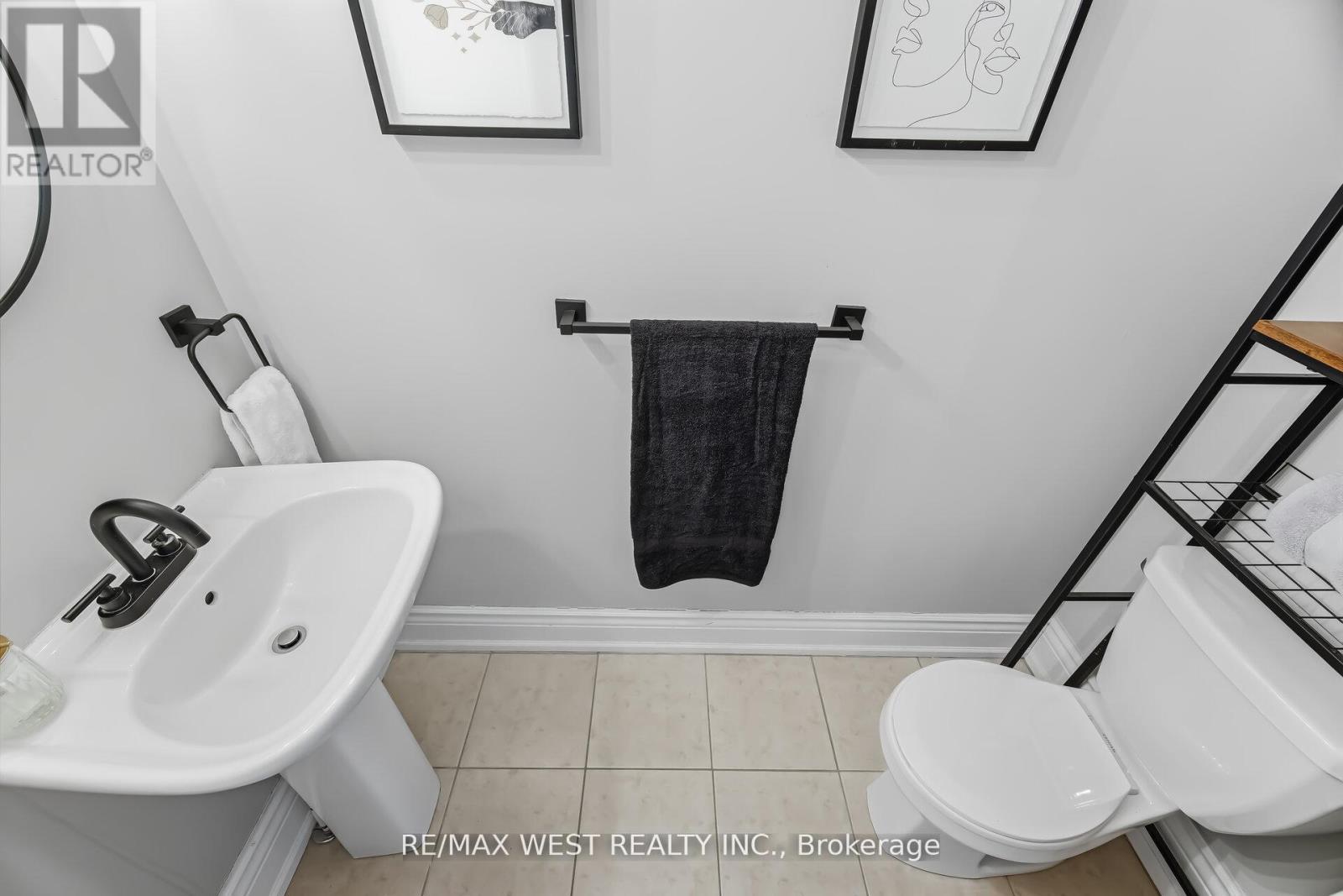 10 WEAVER TERRACE - 14