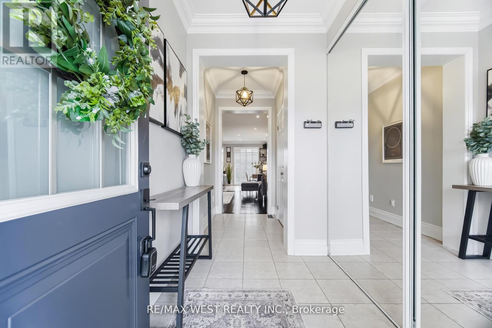 10 WEAVER TERRACE - 3