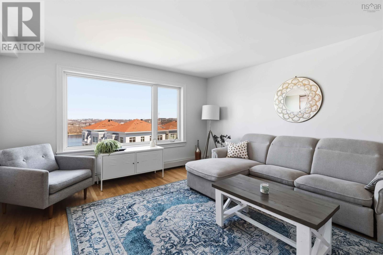 #302 3749 Kencrest Avenue - 6