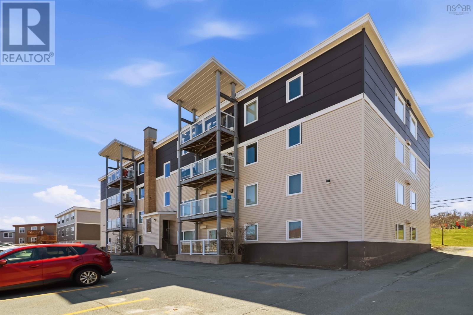 #302 3749 Kencrest Avenue - 25