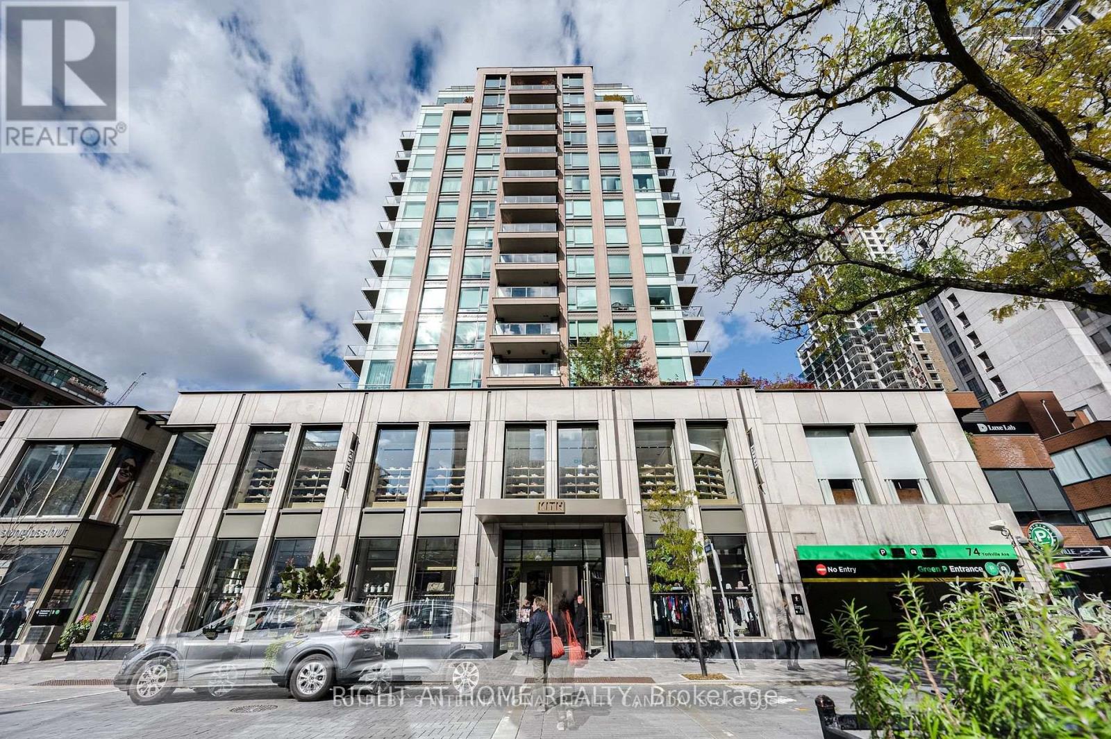 Listing photo of 1402 - 80 YORKVILLE AVENUE