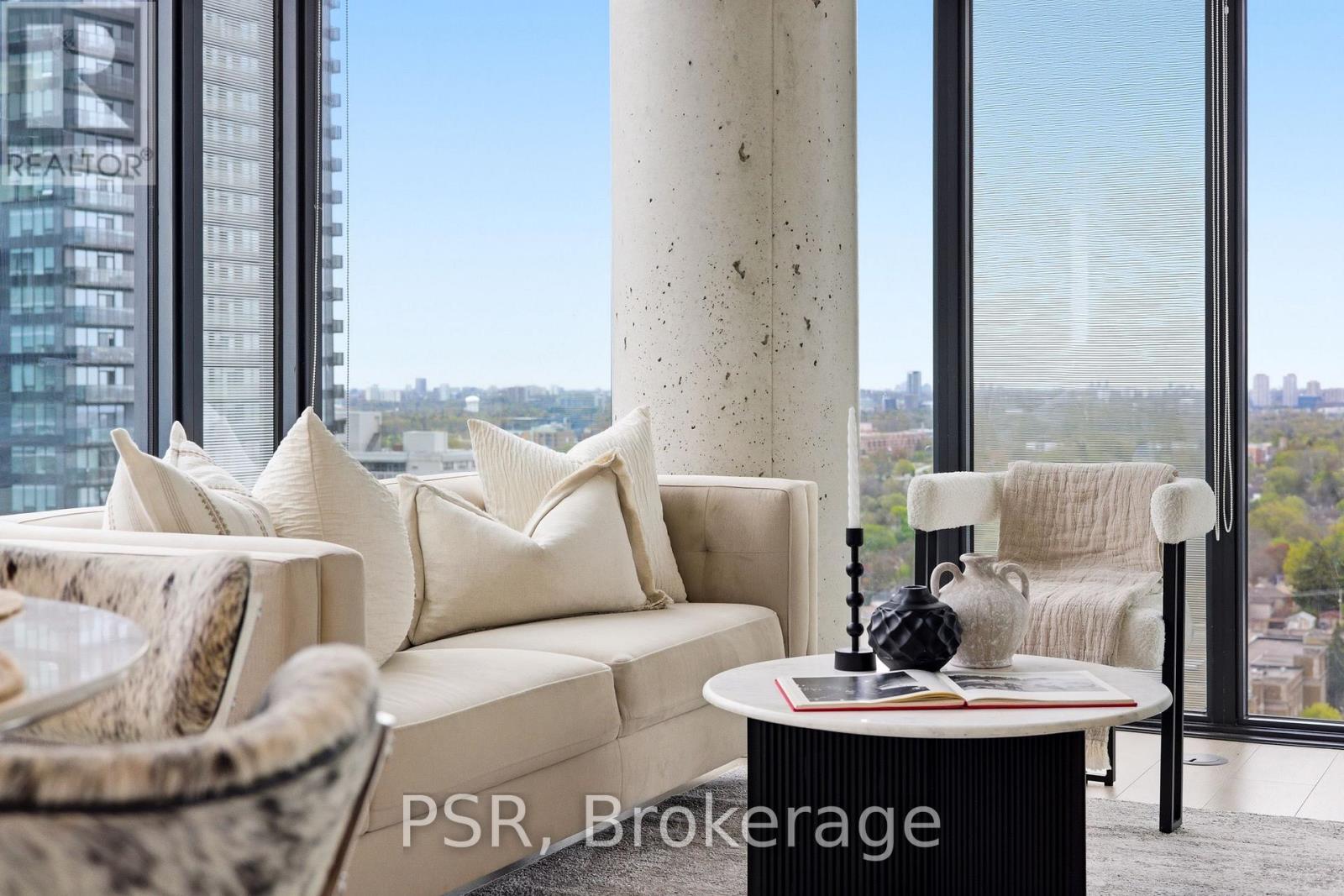 #2005 161 ROEHAMPTON AVENUE - 3