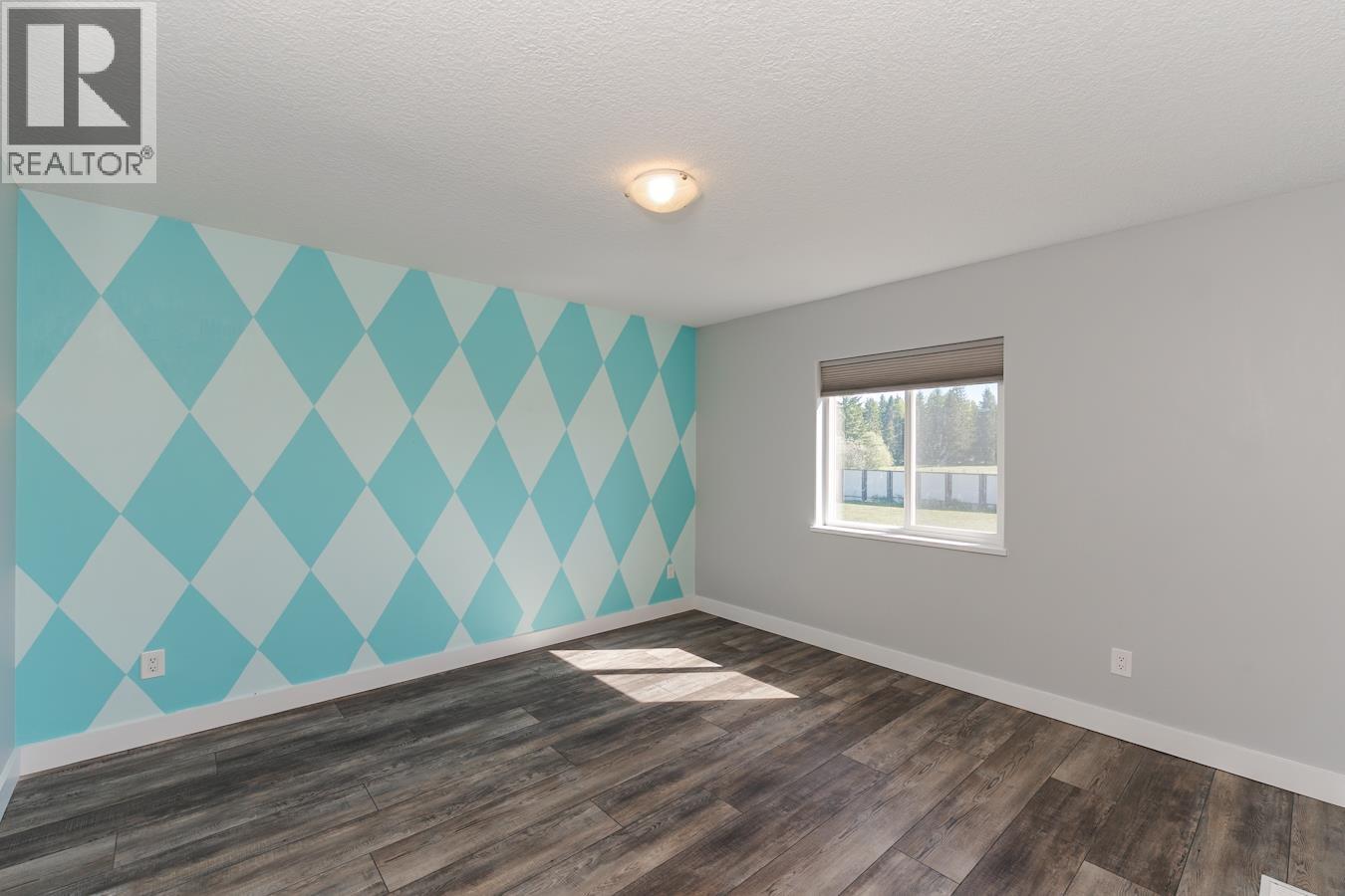 7825 BEAVER ROAD - 25