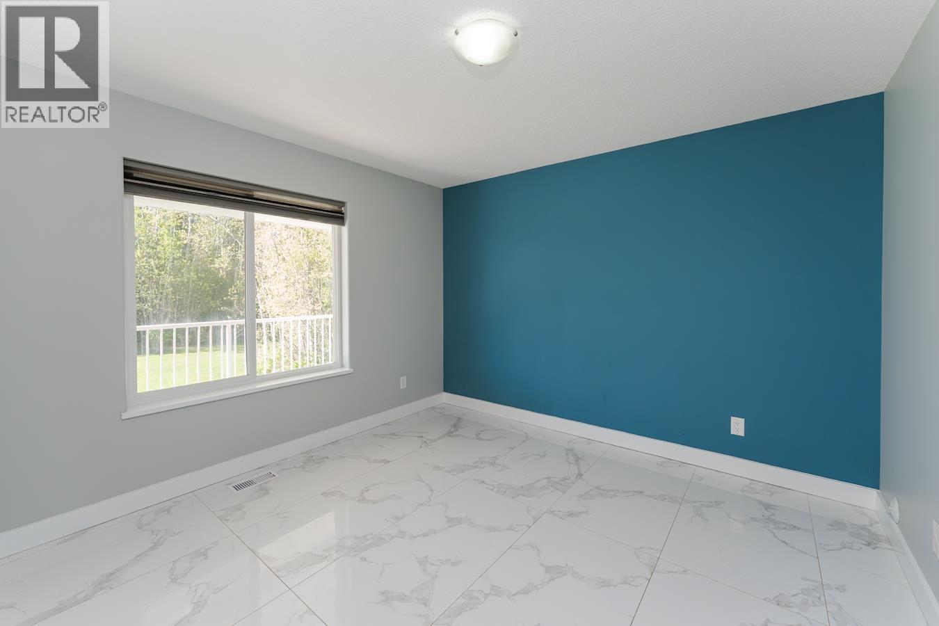 7825 BEAVER ROAD - 14