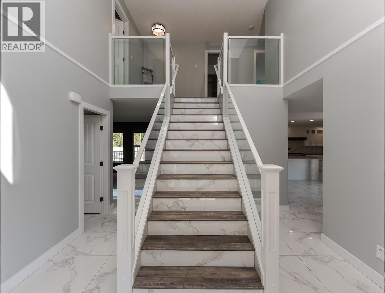 7825 BEAVER ROAD - 3