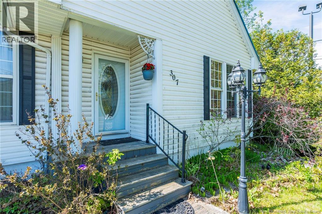 307 Main Street - 6