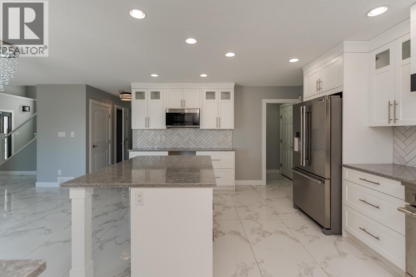 7825 BEAVER ROAD - 5