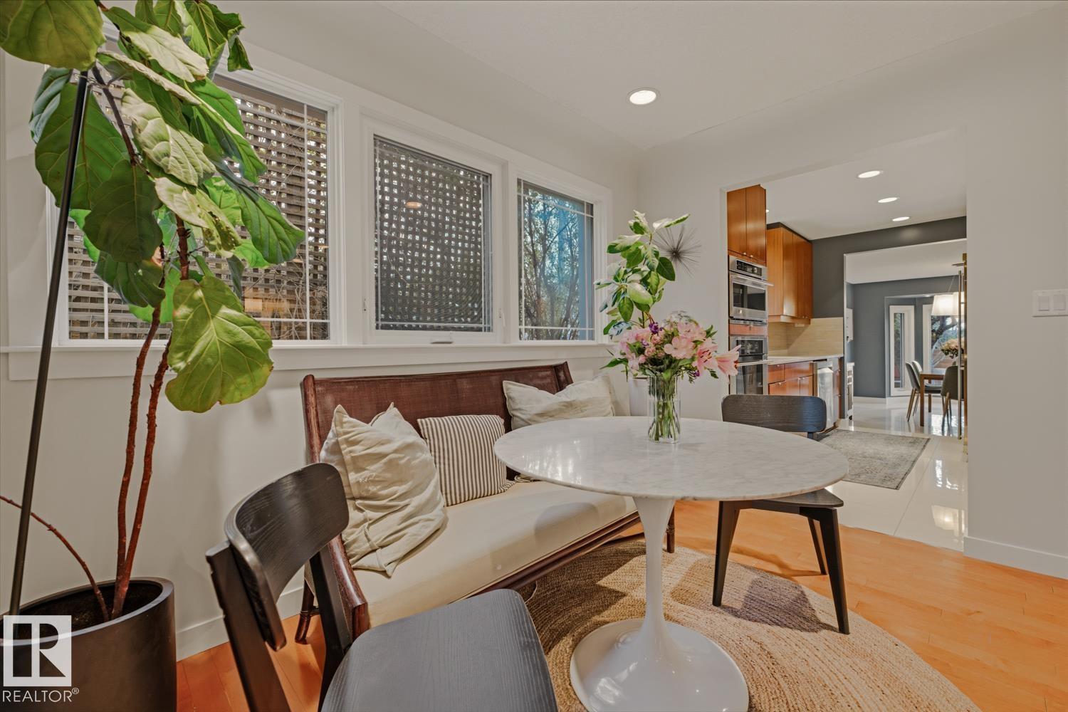 6310 109A ST NW - 12