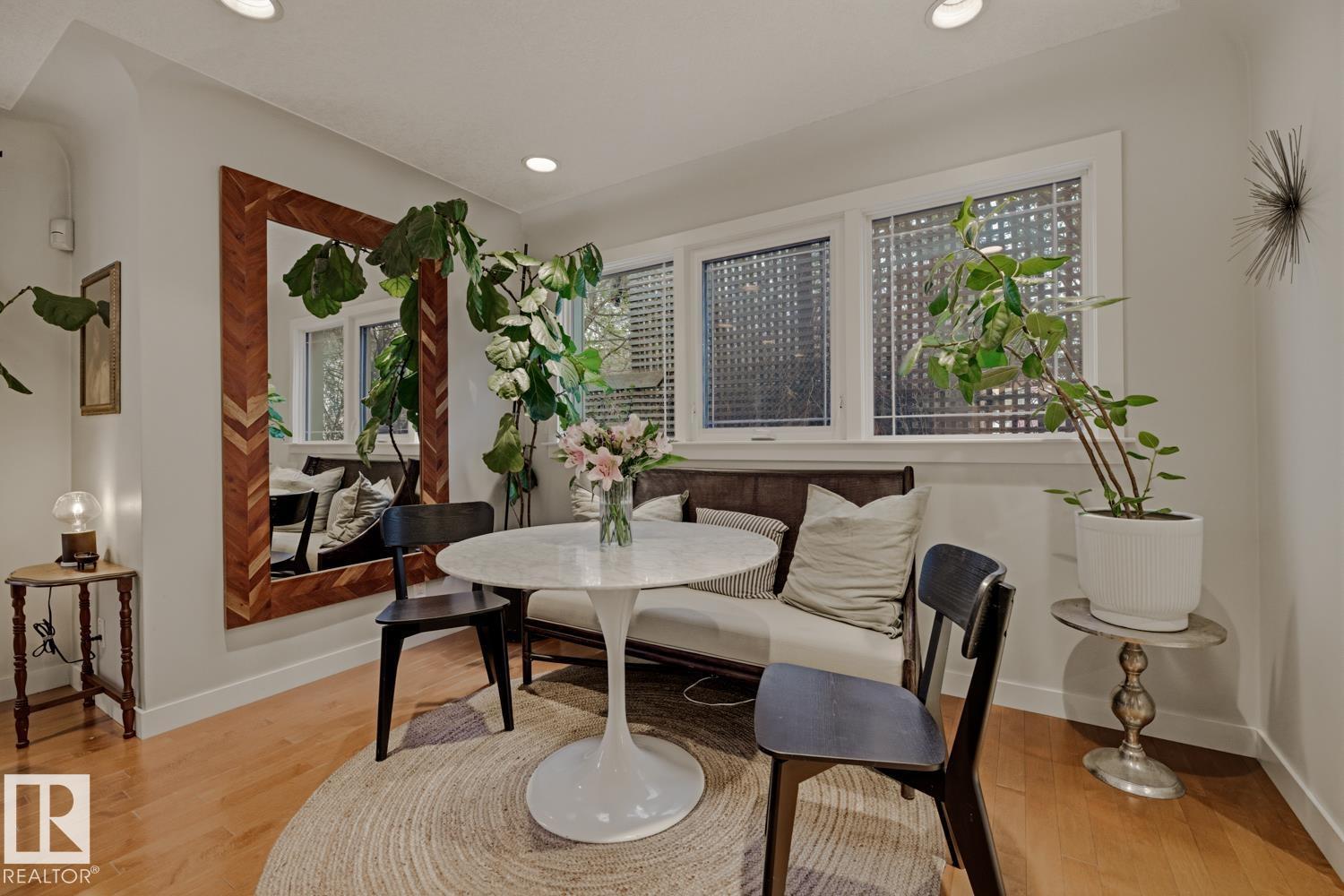 6310 109A ST NW - 11